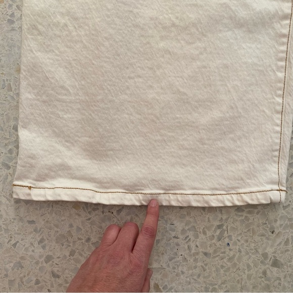 Joie Dorothea Flare Jean Cream White Size 29 NWOT - Picture 10 of 11